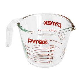 Pyrex 1 cup measuring